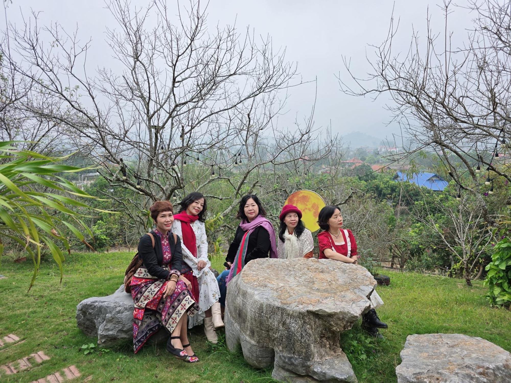 Bed and Breakfast Eco House Moc Chau Exterior foto